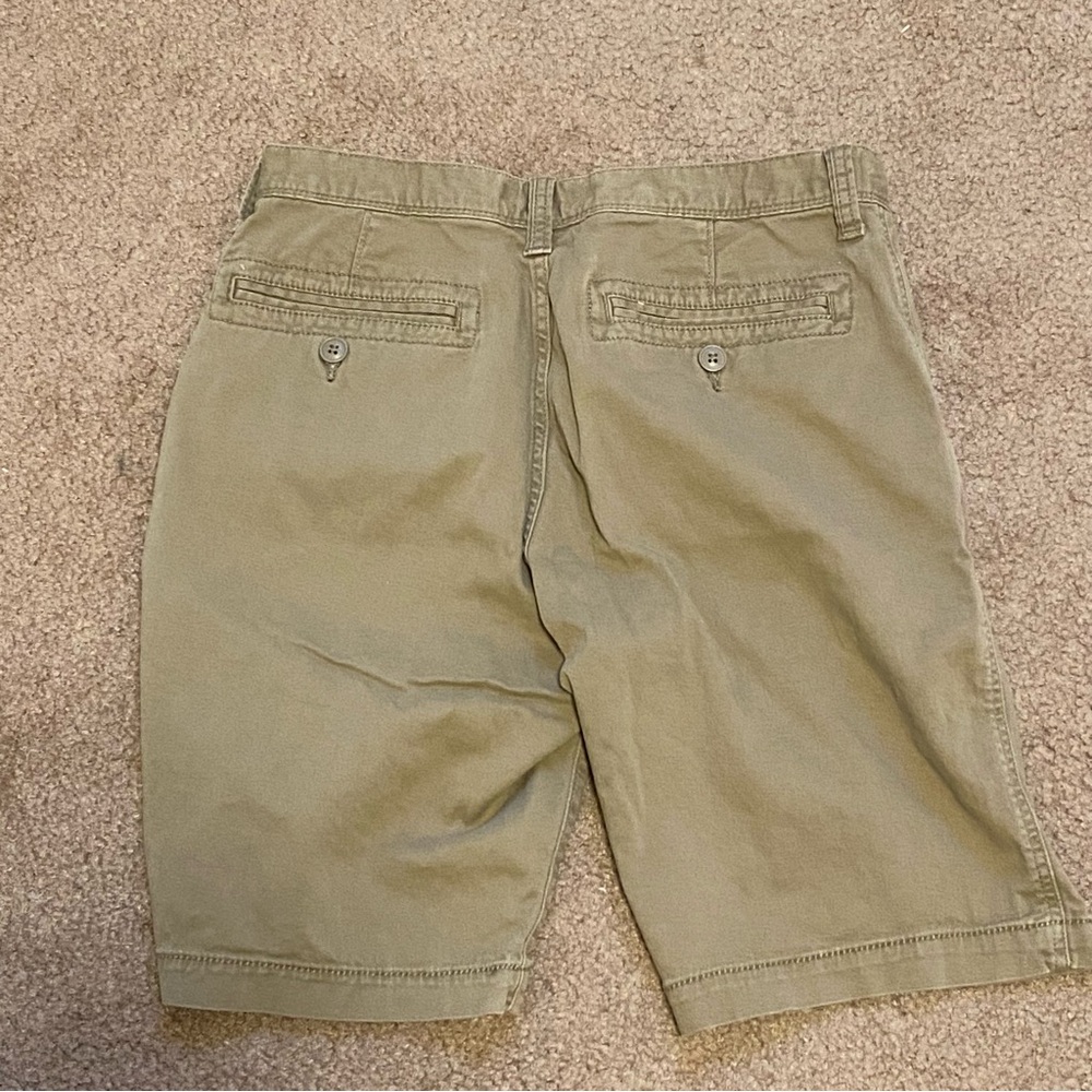 Arizona Jean Company Tan Cargo Shorts with Belt Loops
